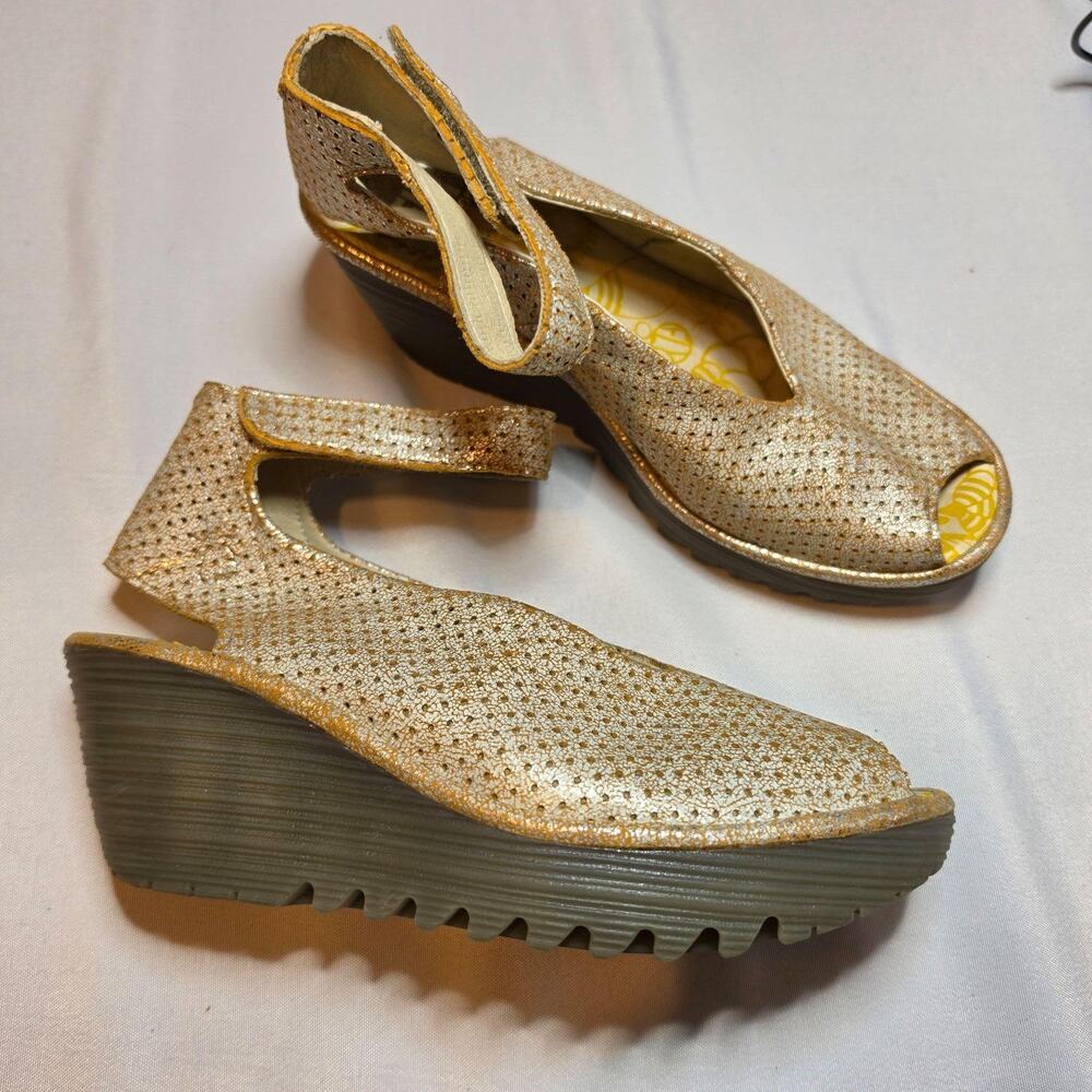 FLY London Sandals Womens Size 7 Gold Leather Wedge Slingback Glitter Peep Toe